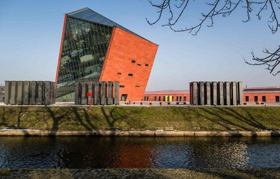 poland s wwii museum caught in political crosshairs poland s wwii museum caught in political crosshairs