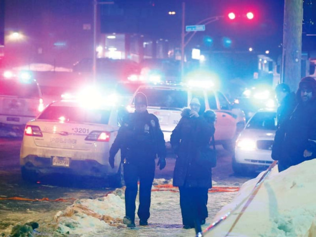 police arrive at the scene of a shooting at the quebec islamic cultural centre photo reuters police arrive at the scene of a shooting at the quebec islamic cultural centre photo reuters