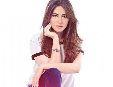 neelum muneer literally dances like nobody is watching in leaked video