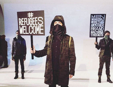 this designer dedicated an entire fashion show to anti trump protest this designer dedicated an entire fashion show to anti trump protest