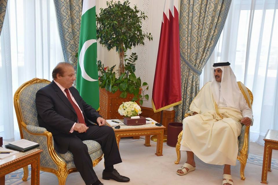 pm nawaz sharif meeting emir of qatar sheikh tamim bin hamad al thani at diwan e emiri in doha qatar on february 10 2016 photo pid