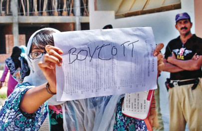 finding middle ground teachers call off boycott of pec exams