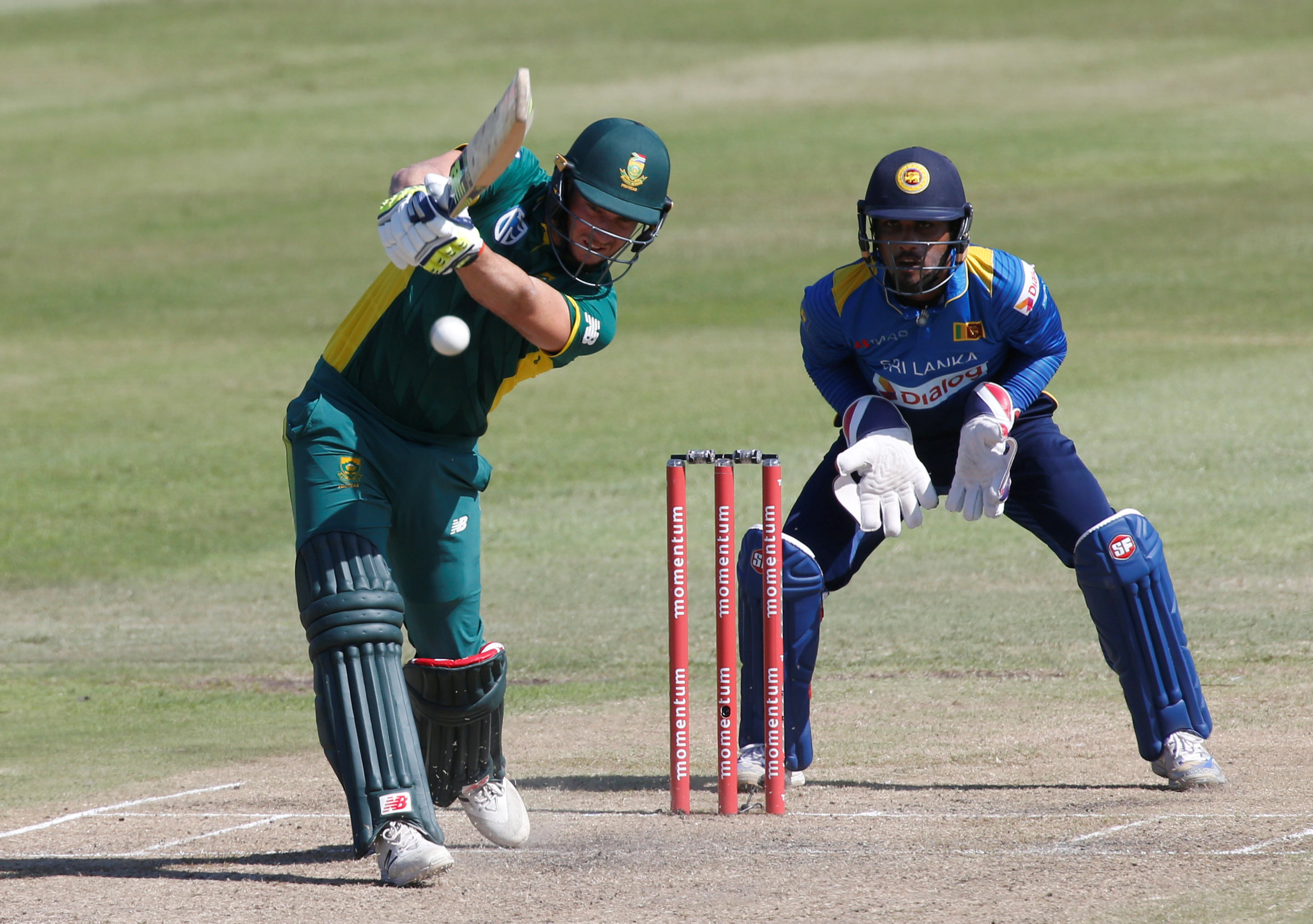 south africa 039 s david miller plays a shot as sri lanka 039 s dinesh chandimal looks on photo reuters