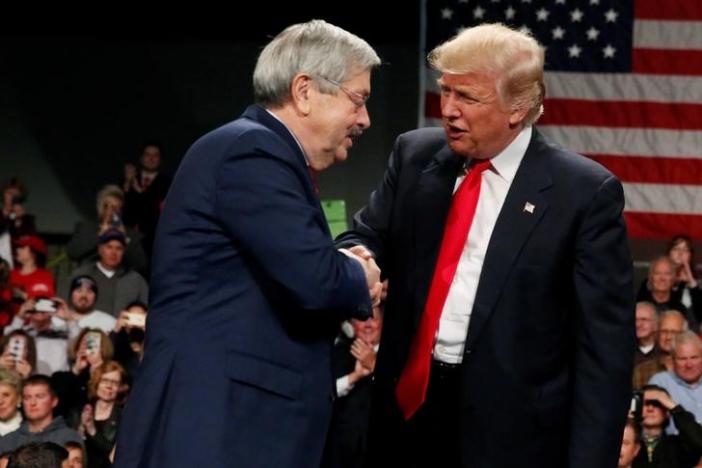 us president elect donald trump shakes hands with governor of iowa terry branstad l at the usa thank you tour event at the iowa events center in des moines iowa us december 8 2016 photo reuters