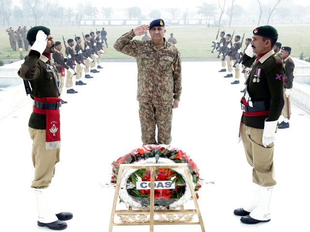 gen qamar javed bajwa expresses satisfaction on operational preparedness during visit to lahore garrison photo ispr