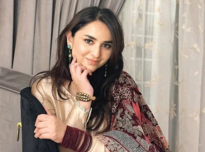 when waterline kajal with neutral lip does it all