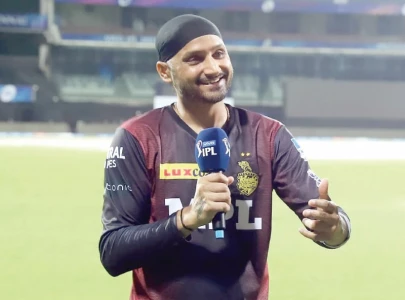 harbhajan questions babar s top status