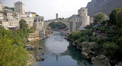 college in bosnia offers scholarships to people banned by trump college in bosnia offers scholarships to people banned by trump