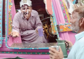 scorching heat grips karachi triggers health alarms scorching heat grips karachi triggers health alarms
