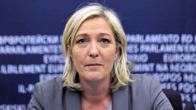 france s le pen launches campaign with anti eu message