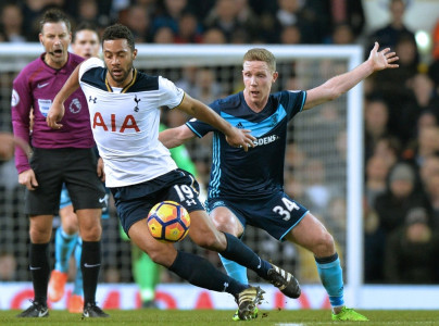 spurs won t give up on chelsea chase says pochettino
