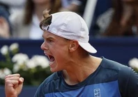 rune not ready on tennis return