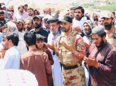 fc commanders visit families of ziarat martyrs