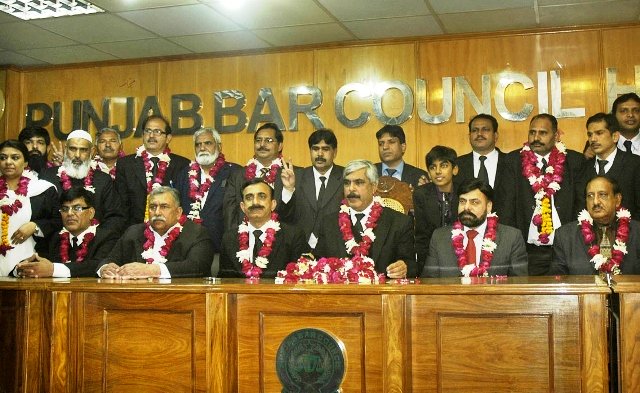 newly elected representatives of pakistan bar association in lahore photo online