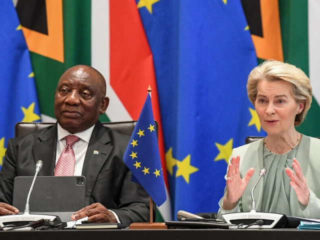 south africa s president cyril ramaphosa l and president of the european commission ursula von der leyen r attend the 8th south africa european union sa eu summit at tuynhuys in cape town on march 13 2025 photo afp south africa s president cyril ramaphosa l and president of the european commission ursula von der leyen r attend the 8th south africa european union sa eu summit at tuynhuys in cape town on march 13 2025 photo afp