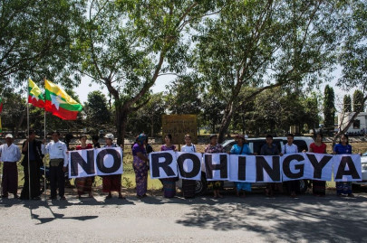 anti rohingya protests greet malaysia aid ship in yangon anti rohingya protests greet malaysia aid ship in yangon