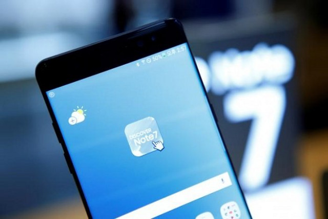 a samsung electronics 039 galaxy note 7 is seen at the company 039 s headquarters in seoul south korea october 10 2016 photo reuters a samsung electronics 039 galaxy note 7 is seen at the company 039 s headquarters in seoul south korea october 10 2016 photo reuters