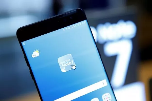 a samsung electronics 039 galaxy note 7 is seen at the company 039 s headquarters in seoul south korea october 10 2016 photo reuters a samsung electronics 039 galaxy note 7 is seen at the company 039 s headquarters in seoul south korea october 10 2016 photo reuters
