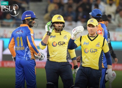 sublime morgan leads peshawar to seven wicket win over karachi