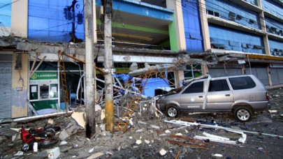 six dead after strong quake shakes southern philippines six dead after strong quake shakes southern philippines