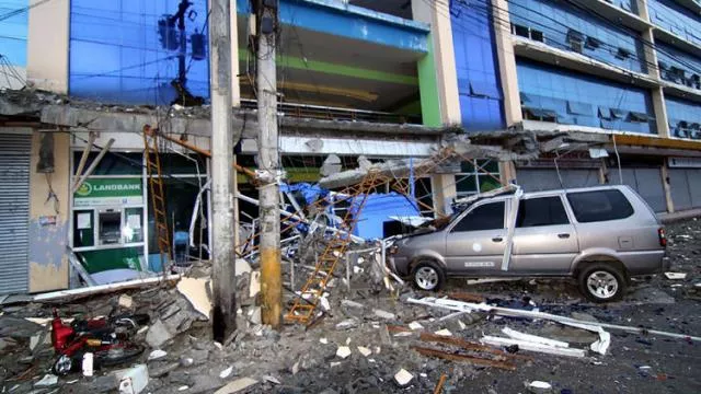 a damaged school building after an overnight earthquake struck in surigao city in the southern philippines on feb 10 2017 photo afp a damaged school building after an overnight earthquake struck in surigao city in the southern philippines on feb 10 2017 photo afp