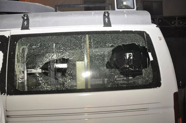 the broken glass of the attacked dsng van photo express the broken glass of the attacked dsng van photo express