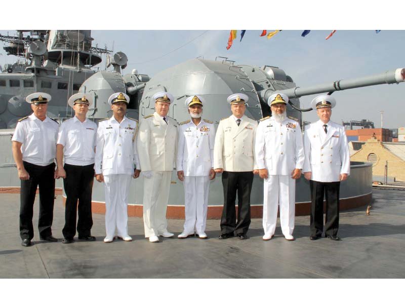 naval chief admiral zakaullah with the russian commanding officers of the russian ship photo ppi