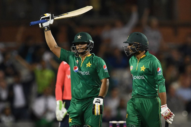 khalid latif l playing for pakistan against england photo afp khalid latif l playing for pakistan against england photo afp
