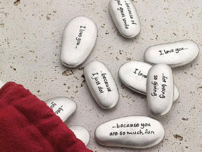 cute and quirky valentine s gifts your significant other will love