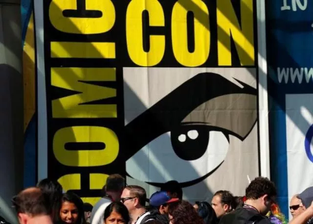 fans of superhero movies comic books and pop culture arrive in costume for opening day of the annual comic con international in san diego california united states july 21 2016 photo reuters fans of superhero movies comic books and pop culture arrive in costume for opening day of the annual comic con international in san diego california united states july 21 2016 photo reuters