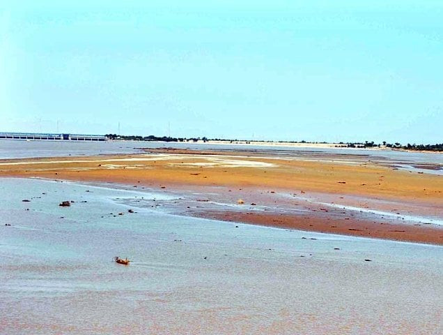 residents left at mercy of local fishermen pakistan navy divers in case of emergency photo app file