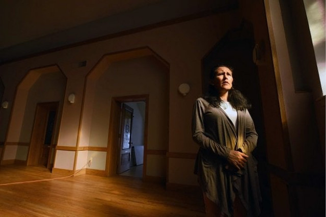jeanette vizguerra an undocumented mother of four poses in the first unitarian society church of denver in denver colorado on february 16 2017 photo afp jeanette vizguerra an undocumented mother of four poses in the first unitarian society church of denver in denver colorado on february 16 2017 photo afp