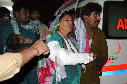 victims of sehwan attack sent across sindh for treatment victims of sehwan attack sent across sindh for treatment