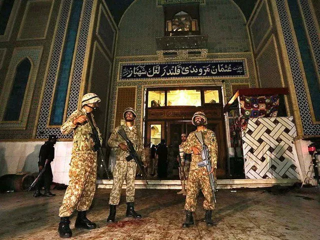 soldiers stand guard outside lal shahbaz qalandar 039 s shrine photo app soldiers stand guard outside lal shahbaz qalandar 039 s shrine photo app