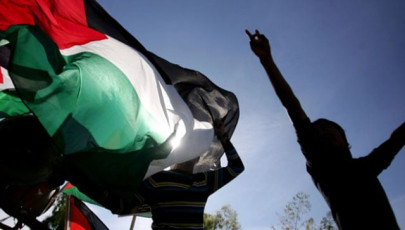 pakistan looks to boost palestine ties