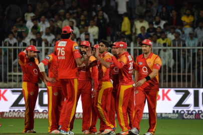 psl 2017 islamabad beat peshawar by five wickets
