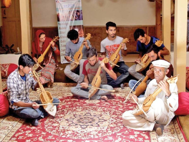 artists practise folk music at bulbulik heritage centre photo express artists practise folk music at bulbulik heritage centre photo express