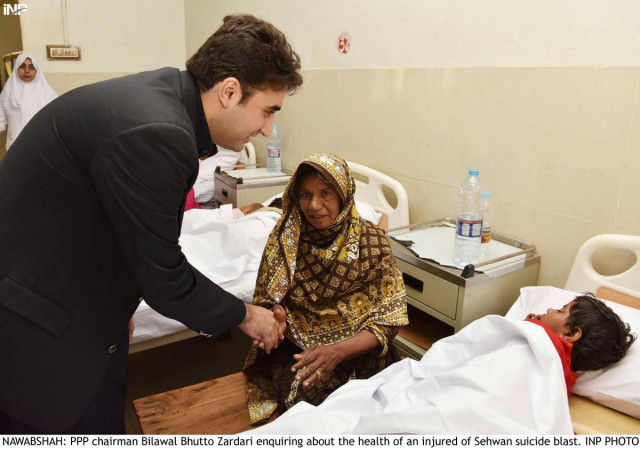 pakistan peoples party chairperson bilawal bhutto zardari meets victim of sehwan attack photo inp pakistan peoples party chairperson bilawal bhutto zardari meets victim of sehwan attack photo inp