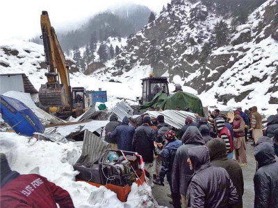 lowari tunnel seven labourers killed as avalanche hits chitral