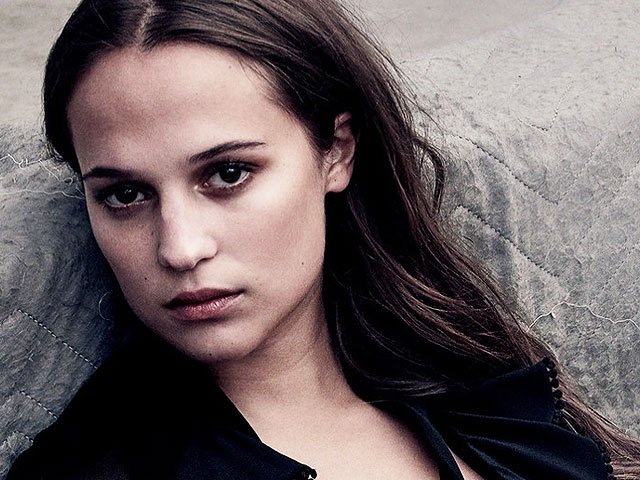 alicia vikander as lara croft could give angelina a run for her money