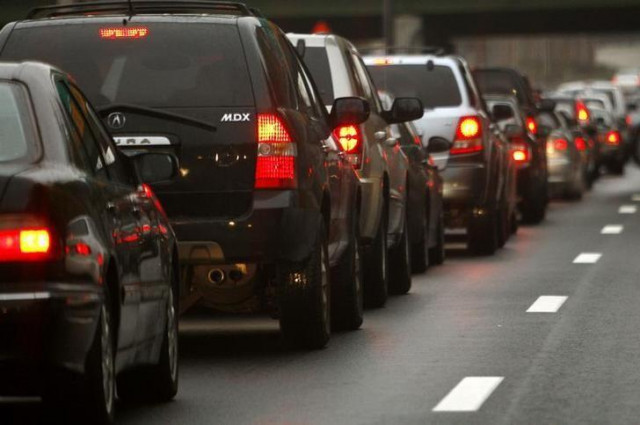 automobiles wait in a traffic jam on a new york city highway november 20 2007 photo reuters automobiles wait in a traffic jam on a new york city highway november 20 2007 photo reuters