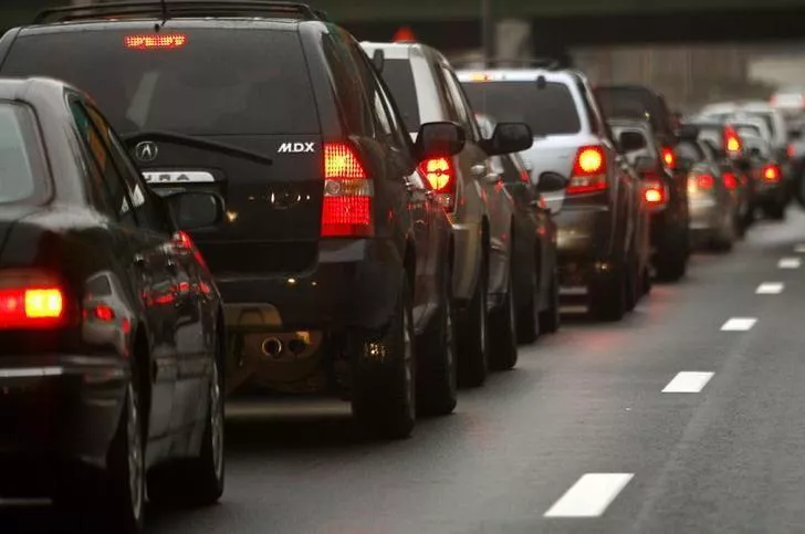automobiles wait in a traffic jam on a new york city highway november 20 2007 photo reuters automobiles wait in a traffic jam on a new york city highway november 20 2007 photo reuters