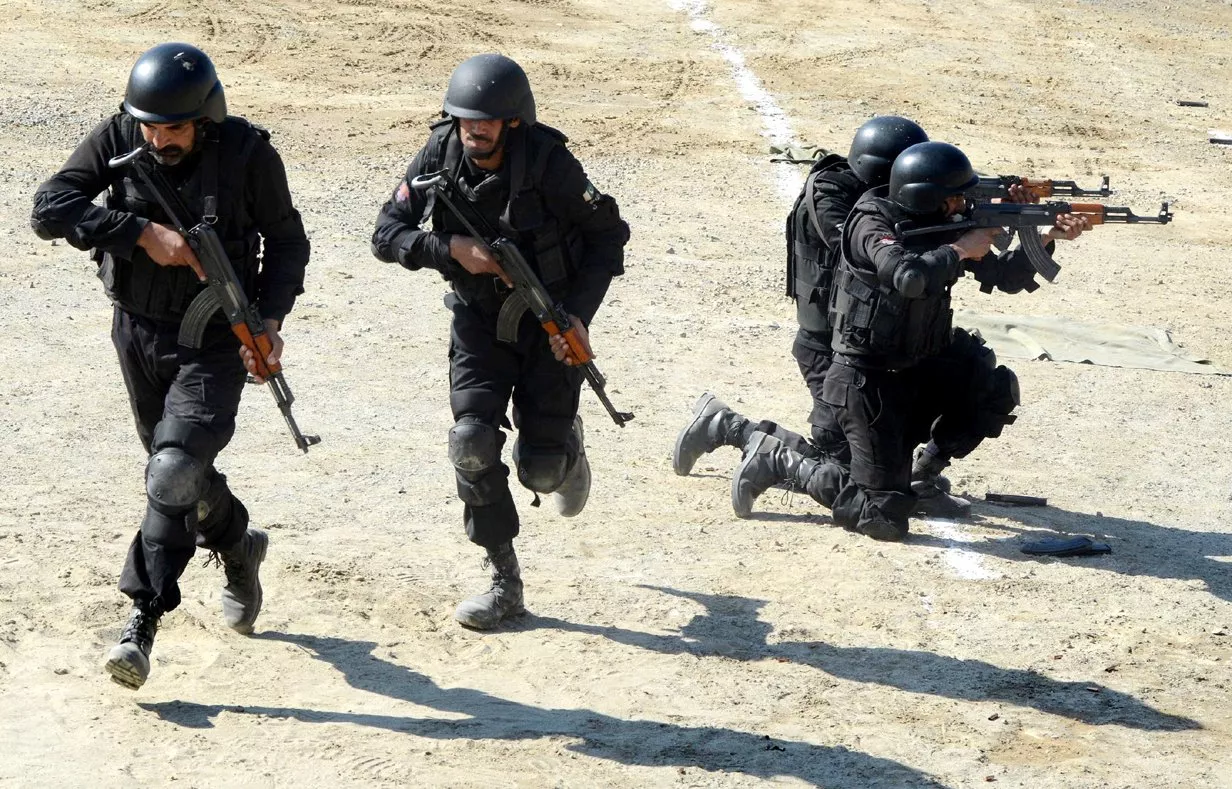 policemen perform drills during a training module at a police training centre in nowshera khyber pakhtunkhwa photo afp policemen perform drills during a training module at a police training centre in nowshera khyber pakhtunkhwa photo afp