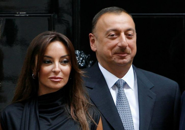 azerbaijan 039 s president ilham aliyev r and his wife mehriban pose for photographers after a meeting at 10 downing street in london britain july 13 2009 photo reuters