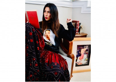 metoo twitter lauds sc s decision to hear meesha shafi s petition metoo twitter lauds sc s decision to hear meesha shafi s petition
