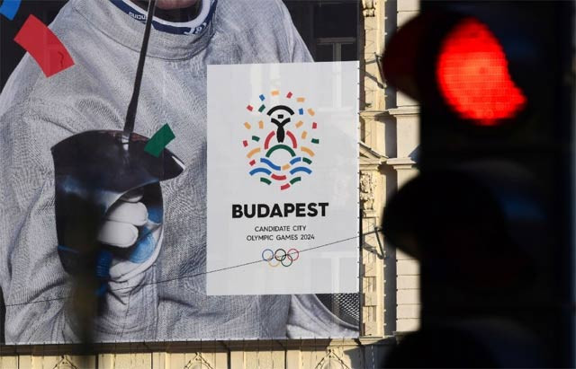 the hungarian capital 039 s decision leaves the battle to stage the 2024 games between paris and los angeles photo afp the hungarian capital 039 s decision leaves the battle to stage the 2024 games between paris and los angeles photo afp