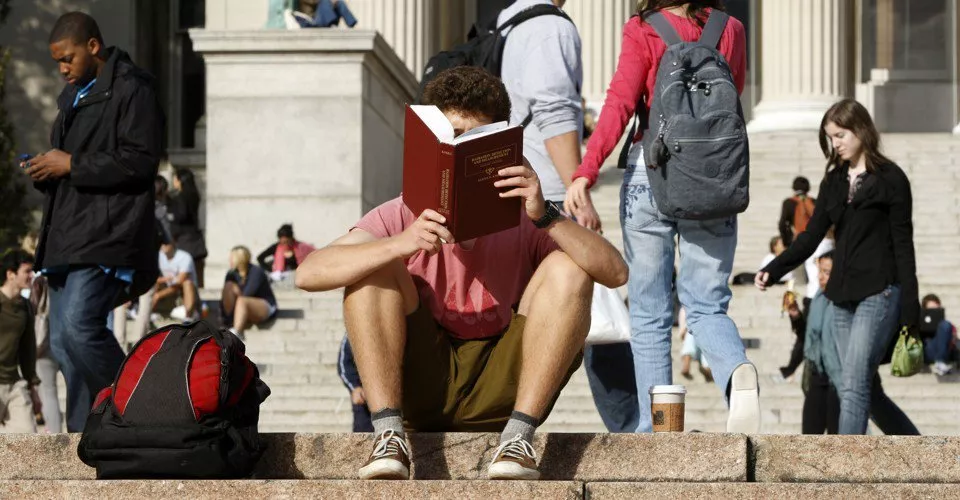 the annual hurun university of life rich list 2017 released on tuesday shows that half of 2 000 chinese entrepreneurs with assets of at least us 300 million have no degree photo reuters the annual hurun university of life rich list 2017 released on tuesday shows that half of 2 000 chinese entrepreneurs with assets of at least us 300 million have no degree photo reuters