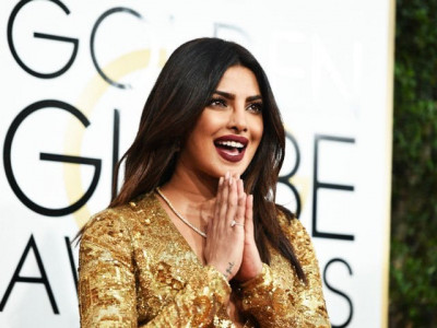 priyanka chopra to attend 2017 oscars priyanka chopra to attend 2017 oscars