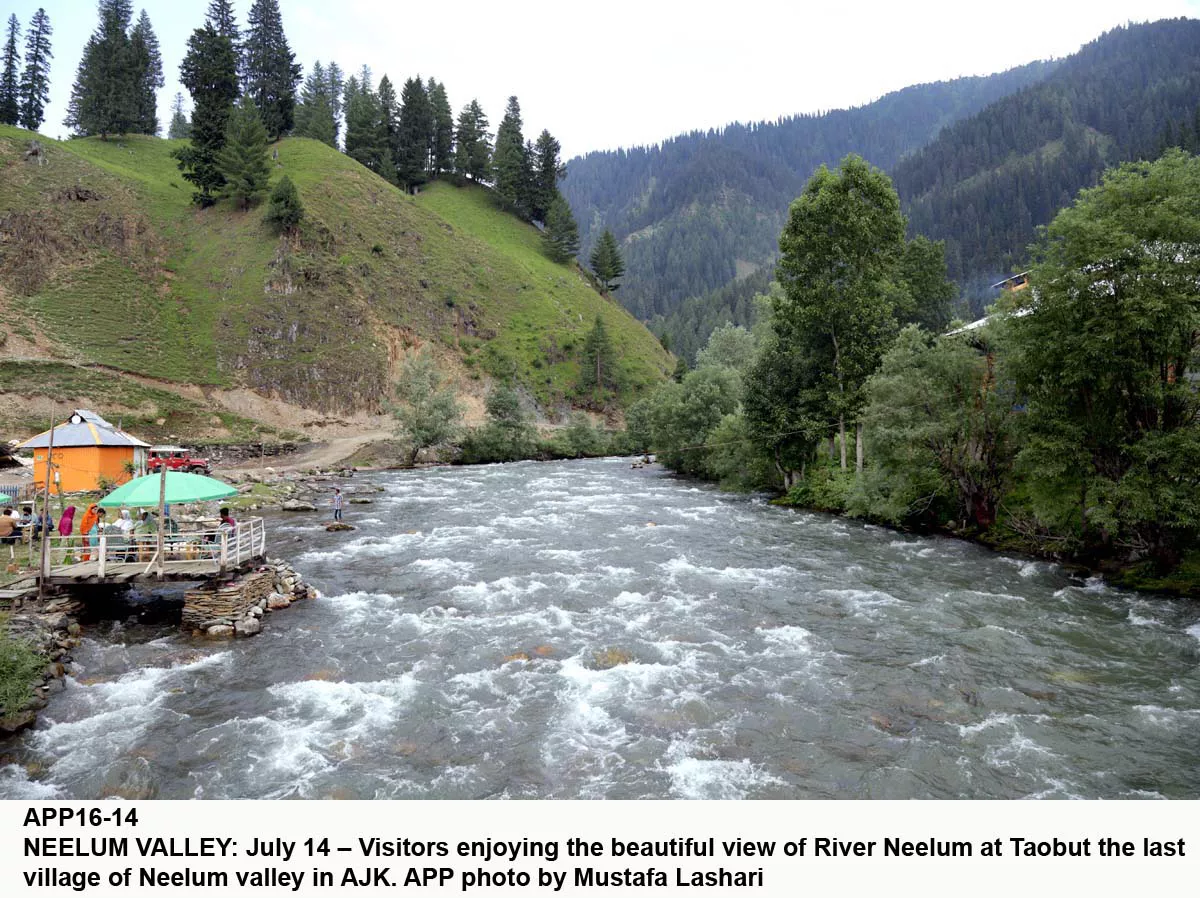 late in september at least 17 people were killed and three others were injured when their van plunged into the river neelum while travelling to muzaffarabad photo app late in september at least 17 people were killed and three others were injured when their van plunged into the river neelum while travelling to muzaffarabad photo app