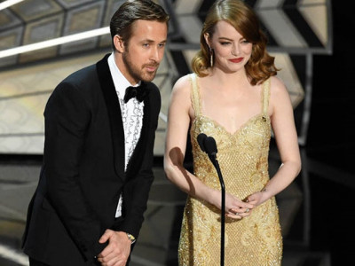 ryan gosling and emma stone s priceless reaction to the best picture fiasco is the best thing you ll see today ryan gosling and emma stone s priceless reaction to the best picture fiasco is the best thing you ll see today